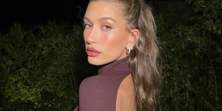 Moda İkonu Hailey Bieber’dan Kendi Markasıyla Dev Marka İşbirliği