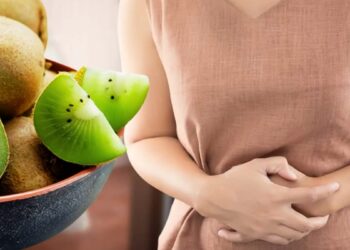 Uzmanlar Açıkladı: Kronik Kabızlıkta Psyllium Lifi ve Kivinin Rolü Kanıtlandı