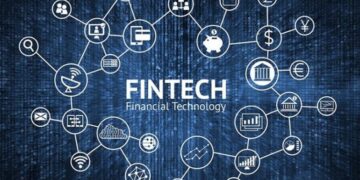 FinTech Sektöründen Bankacılığa: Yapay Zeka Tabanlı Kredi Skorlama Sistemi