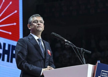Ekonomi Sözcüsü Özel: Özgür Özel Yeniden Genel Başkan Seçildi, Seçmen Ekonomi Vizyonu Bekliyor 💰